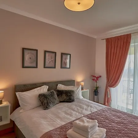 아파트 Stylish Place In The Heart Of *